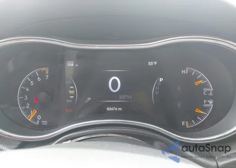 2020 Jeep Grand Cherokee Altitude 4X4 z USA, uszkodzony, nr VIN 1C4RJFAGXLC377540